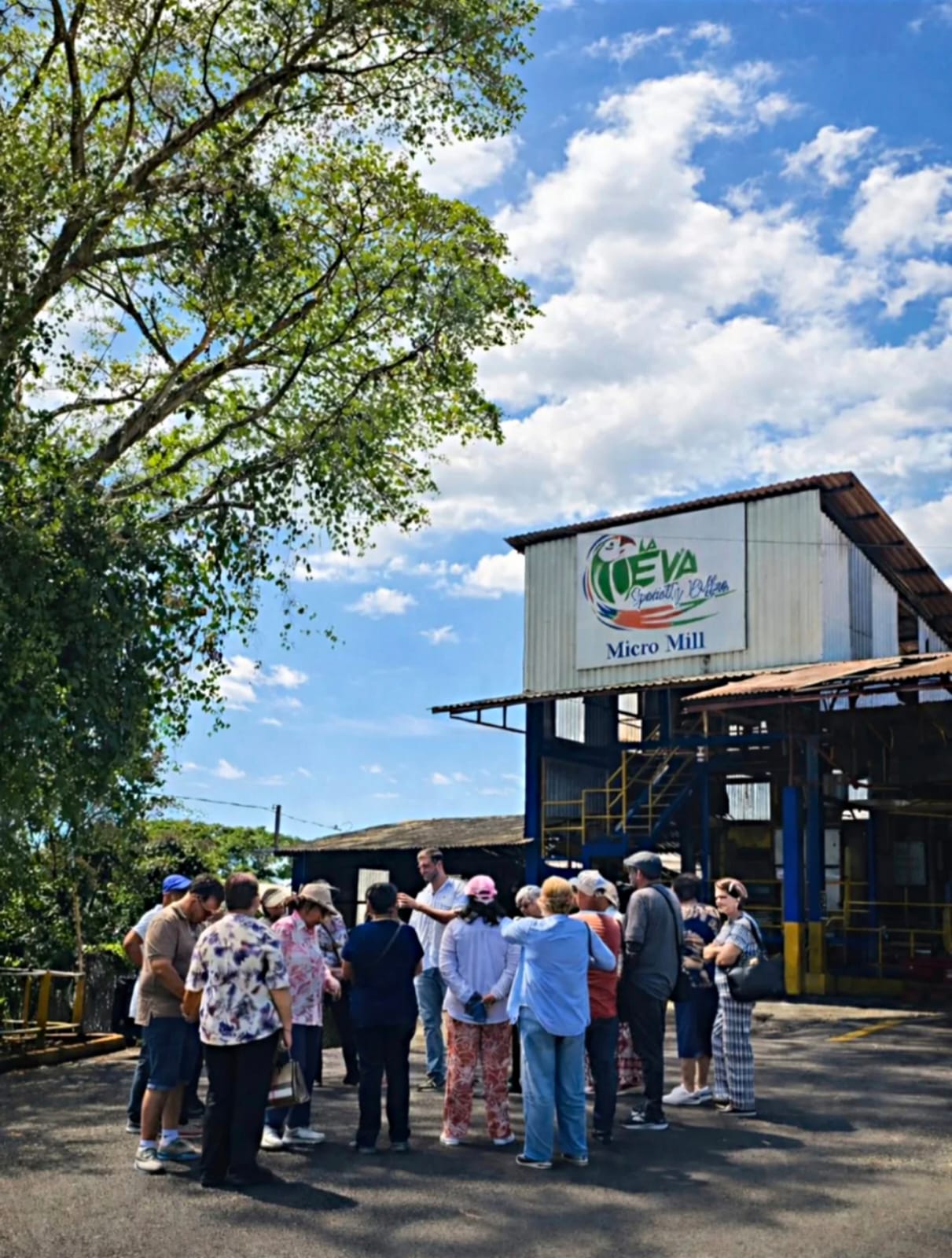 Tour guests at La Eva